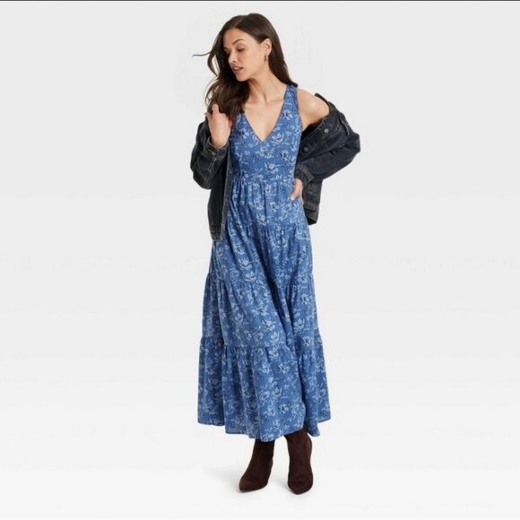 Universal Thread Dresses & Skirts - Women's Tiered Maxi A-Line Dress - Universal Thread Blue Floral S
